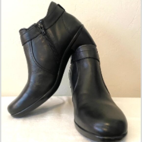 Naturalizer Elisa Leather Ankle Booties Buckle Cushioned Collar Zip Up 6 Black - Picture 17 of 17